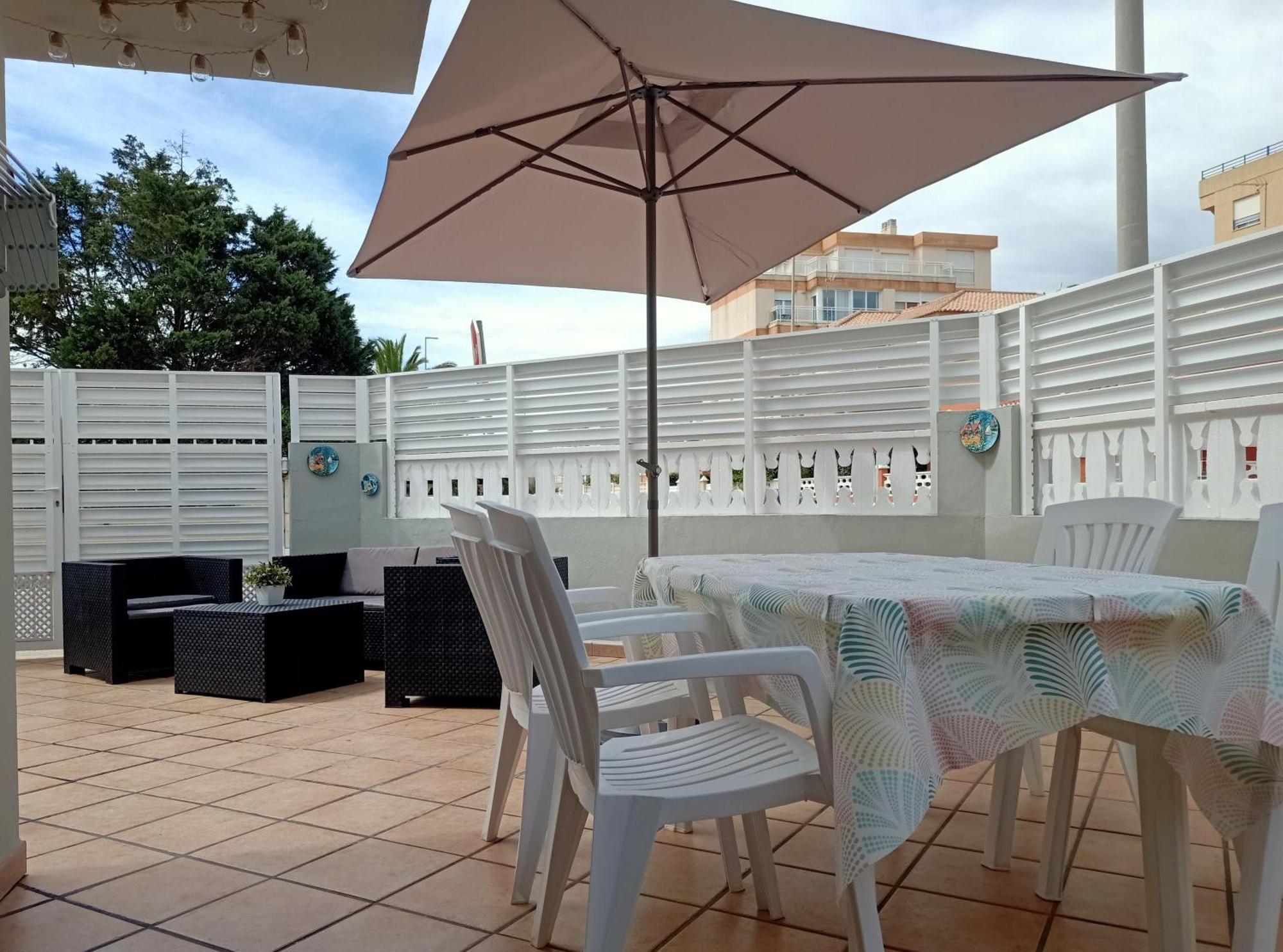 Gran Terraza Cerca Del Mar. Appartamento *